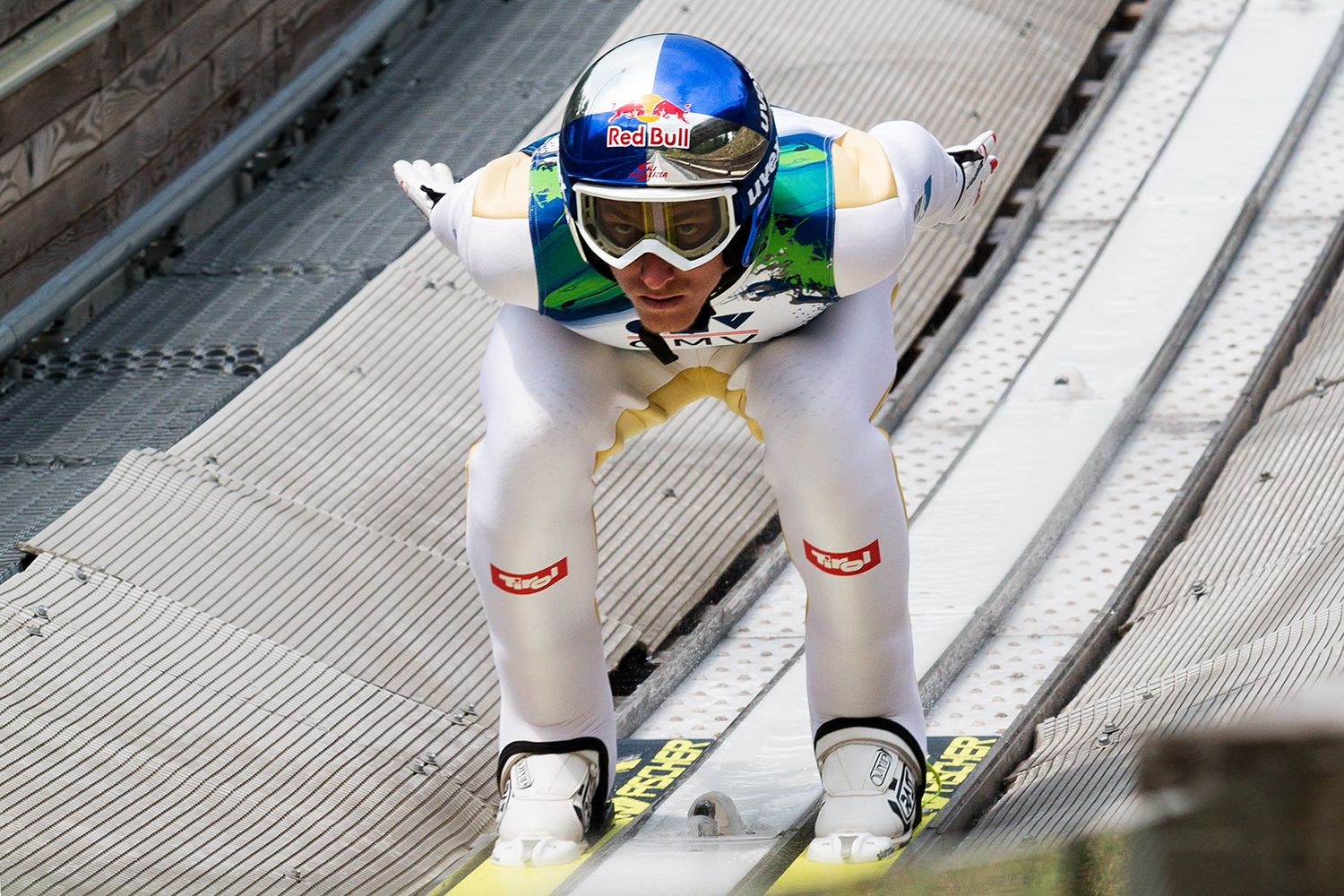 Österreichs TopSkispringer springen in Stams