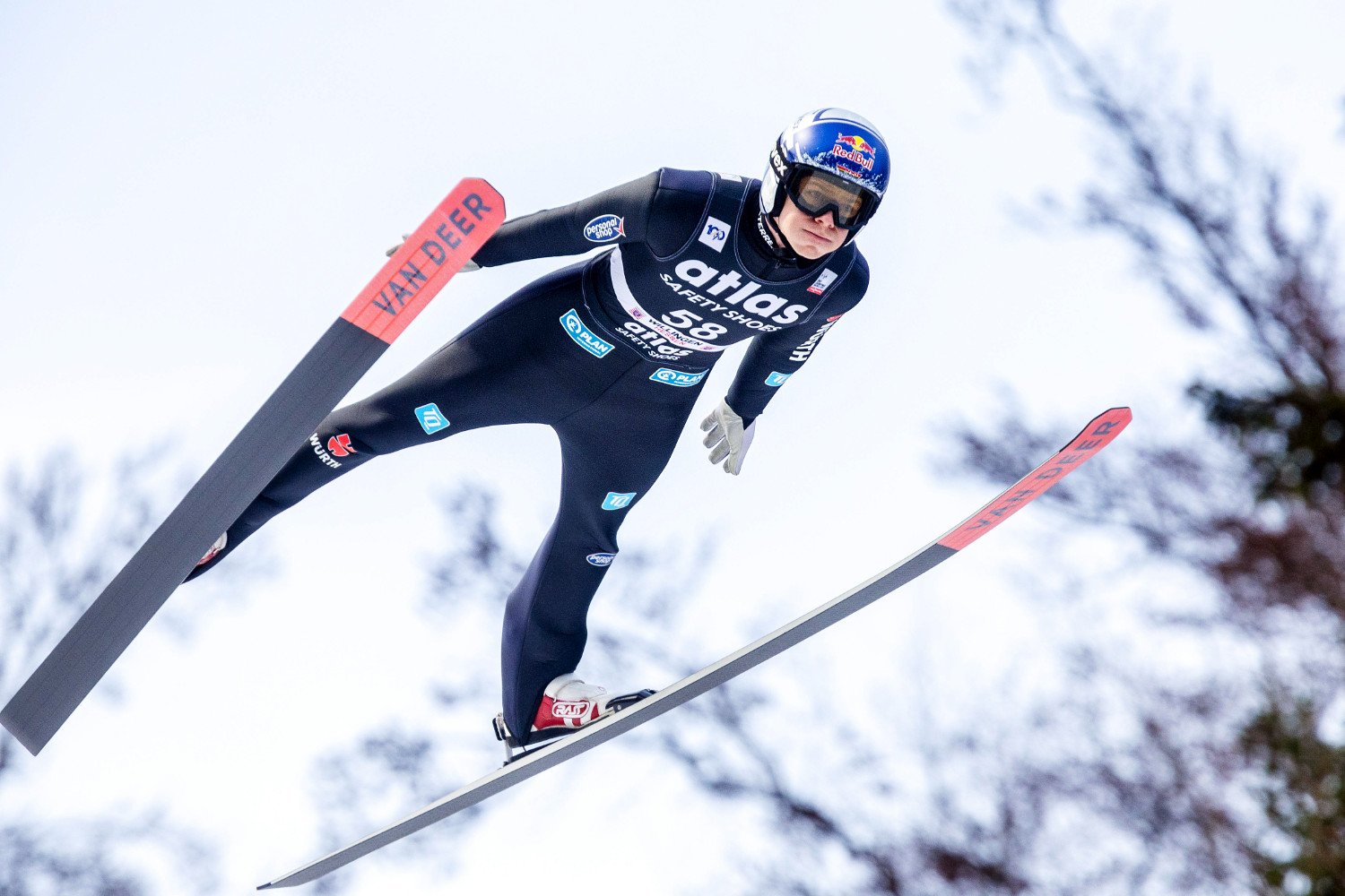 DSV-nominiert-sechs-Skispringer-f-r-Sommer-Grand-Prix-in-Hinzenbach