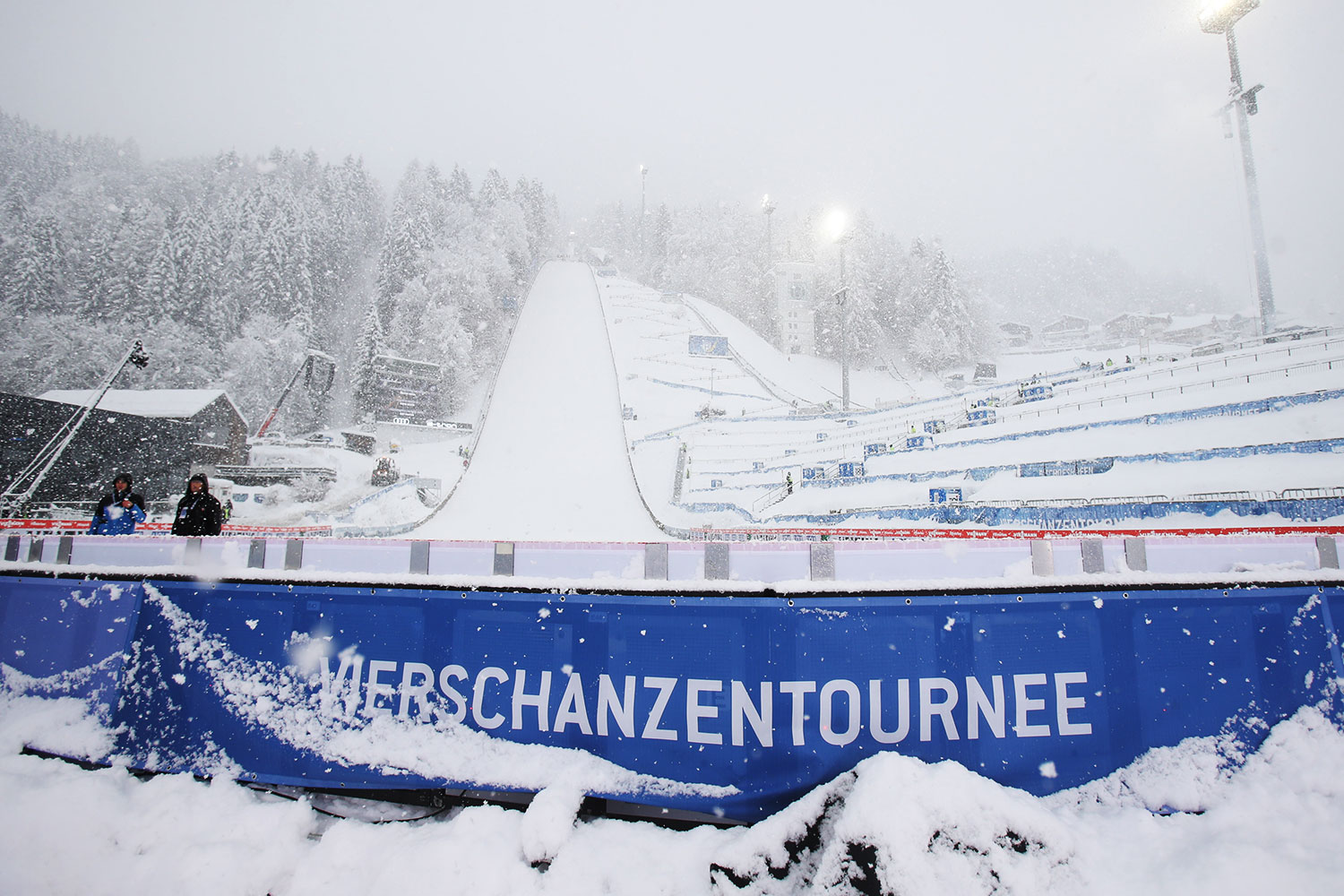 Vierschanzentournee-Finale-in-Bischofshofen-heute-live-im-TV-Stream-und-Ticker