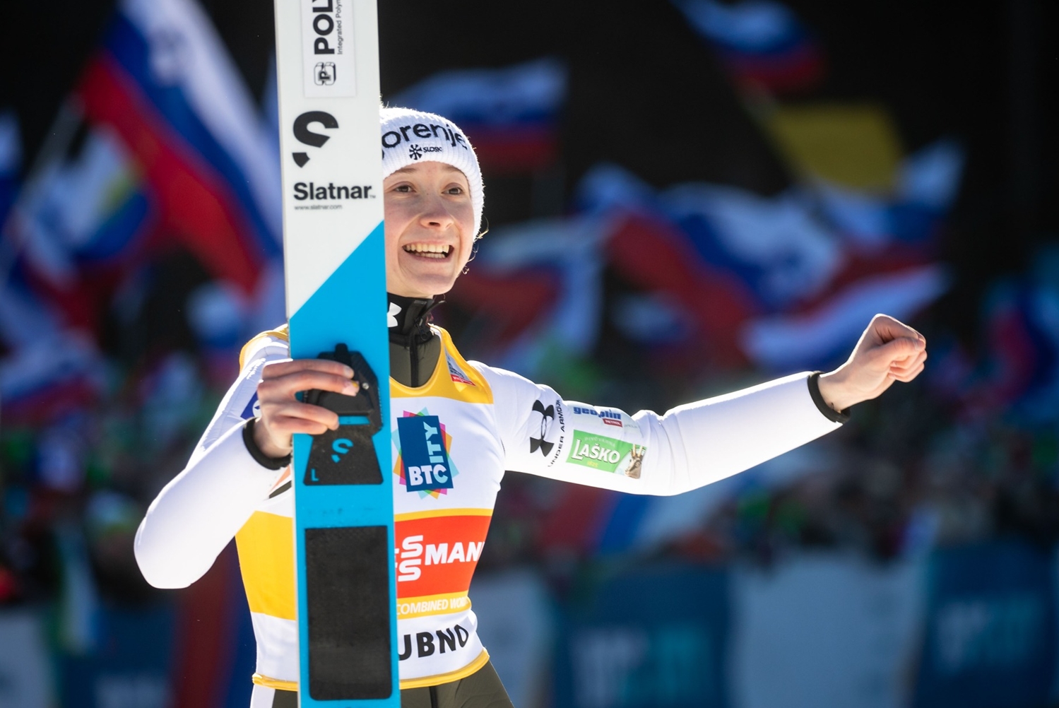 Nika-Prevc-siegt-erneut-in-Ljubno-Selina-Freitag-springt-wieder-aufs-Podium